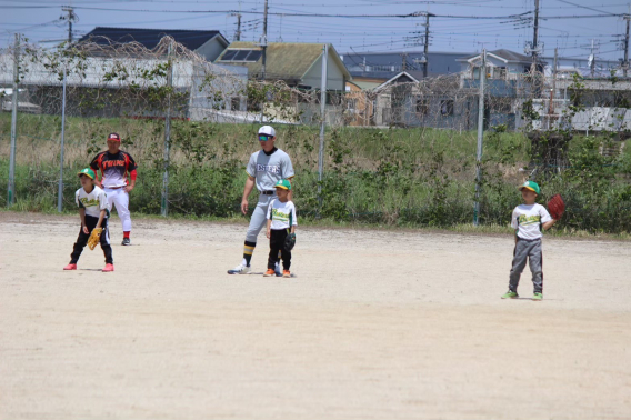 未来の野球少年たち